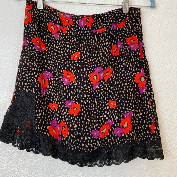 Urban Outfitters Lacey Mini Slip Cheetah Floral Skirt Small - Picture 2 of 5